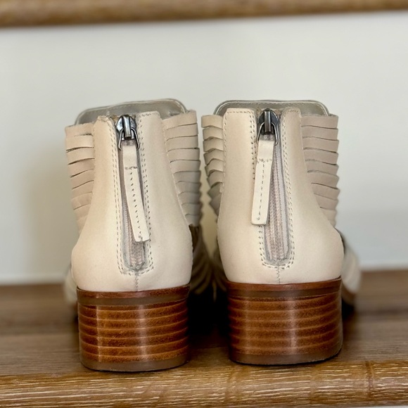 Booties - Picture 4 of 5